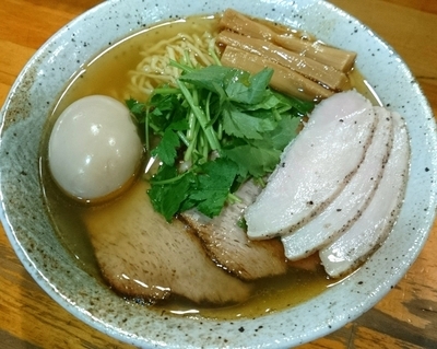 「【限定】秋の中華そば（塩） 800円＋鶏チャー100円」@麺屋 むじゃきの写真