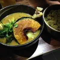 チキン野菜カリー(辛さ2番、ライス中盛250g)