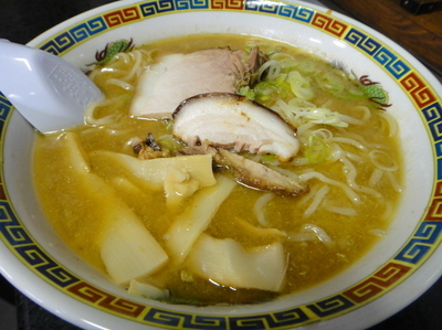 「こく煮干し・手打麺」@長尾中華そば 西バイパス店の写真