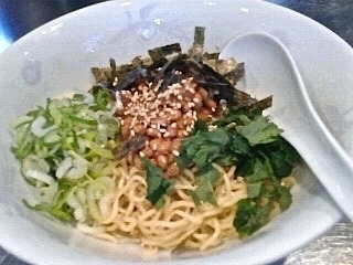 「冷やし隠玉納豆麺（￥650)」@さんじの写真