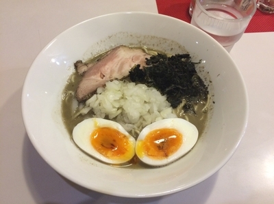 「極煮干しそば 塩」@麺屋SOの写真