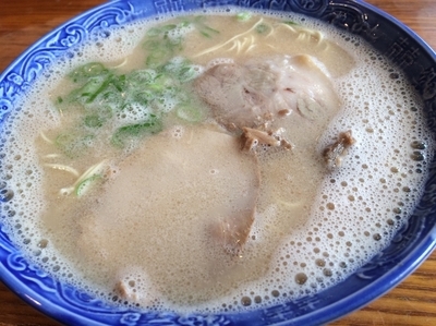「ラーメン＋替え玉 700円」@秀ちゃんラーメンの写真