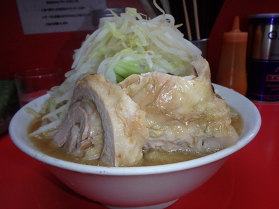 「小ラーメン(700円)ヤサイニンニク」@ラーメン二郎 松戸駅前店の写真