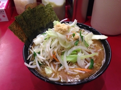 「チャーシューメン 野菜盛り 味濃いめ」@杉田家 千葉祐光店の写真