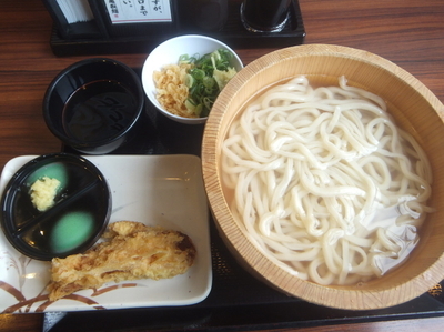 「釜揚げうどん大390円が毎月1日で190円&かしわ天130円」@丸亀製麺 松戸栗ヶ沢店の写真