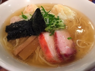 「特製ワンタン麺 白だし（ハーフ肉・エビ２ヶ）」@八雲の写真