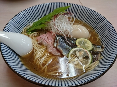 「【期間限定】さんまそば 850円」@中華そば よしかわの写真