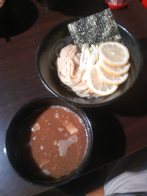 「レモンつけ麺８５０円」@スージーハウスの写真