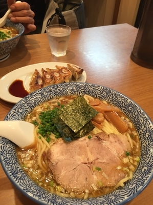 「大門ラーメンあっさり大盛＋餃子」@ちょっと美味しい中華食堂大門 川口店の写真