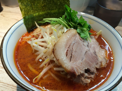 「【限定】小江戸黒豚とんこつ　エビ辛ver」@中華そば 四つ葉の写真