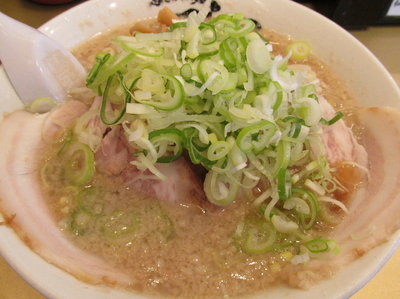 「しょうゆらーめん　「750円」」@超ごってり麺 ごっつ 秋葉原店の写真
