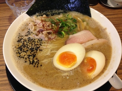 「さくらら～めん全部のせ２玉　￥１１８０」@麺屋 さくらの写真