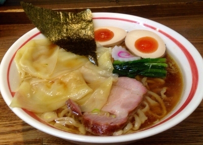 「ワンタン麺　880円　煮玉子100円」@青竹平打ち中華そば 麺壱吉兆の写真