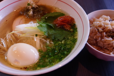 「特製梅塩らーめん ＋炊き込みご飯」@柳麺 呉田-goden-の写真