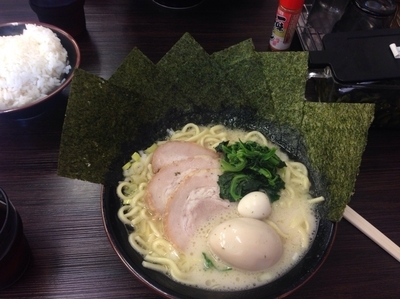 「スペシャル（塩）」@横浜家系ラーメン 大黒家の写真