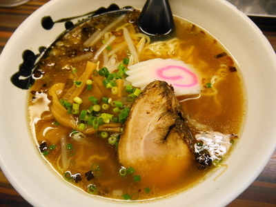 「醤油らーめん」@中華料理 栄龍 人形町店の写真