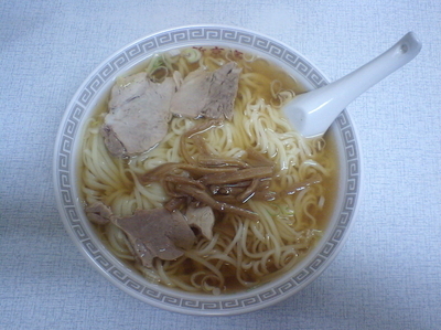 「中華そば　大盛　750円」@新京亭の写真