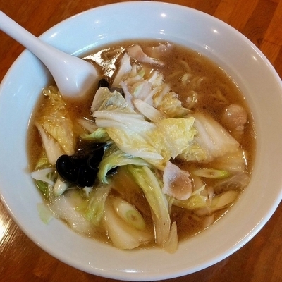 「醤油ラーメン」@蘭蘭酒家 白石店の写真