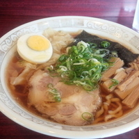 手打ちワンタン麺