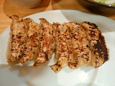 「焼き餃子290円」@らーめん つけ麺 春樹 日暮里店の写真