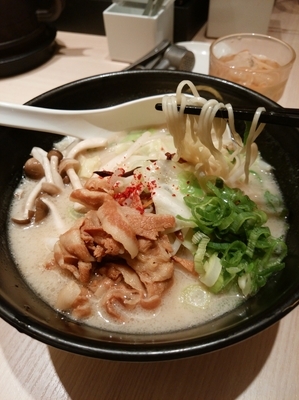 「きのこと野菜の豚骨プレーン980円」@TOKYO 豚骨 BASE MADE by 博多一風堂 ecute品川サウス店の写真