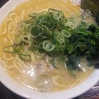 あさりバターの塩ラーメン(中太麺)中盛り