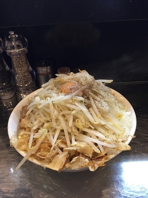 「まぜそば大盛」@らーめん虎丸 川口店の写真