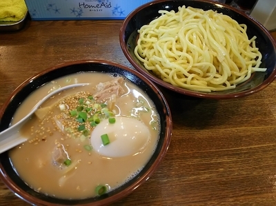 「塩つけ麺 （２玉）　＋味玉：サービス券」@らあめん 塩八の写真