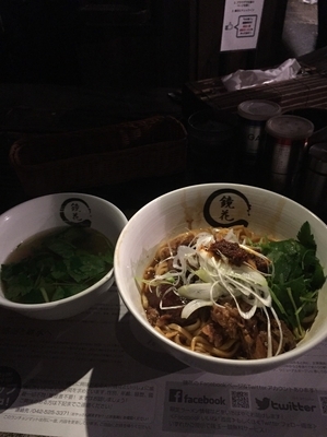 「牛すじまぜそば」@らーめん愉悦処 鏡花の写真