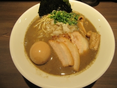 「特製極濃厚煮干ラーメン（１０００円）」@つけ麺 一燈の写真