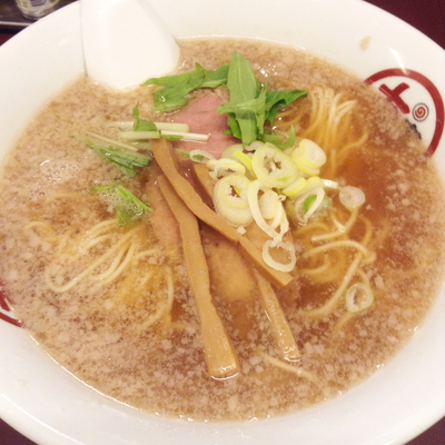 「醤油らーめん」@支那そば あまちゃんの写真