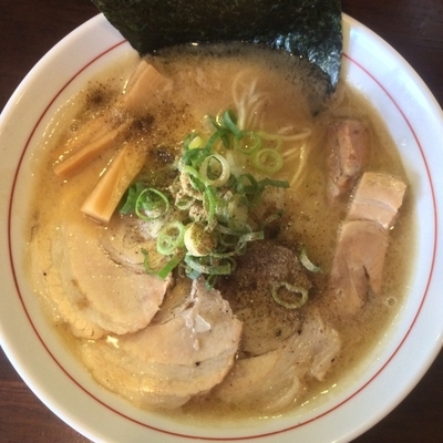 「濃厚肉煮干しそば￥920円」@いりにぼの写真