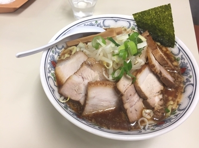「豚骨醤油ラーメン」@麺房マービンの写真
