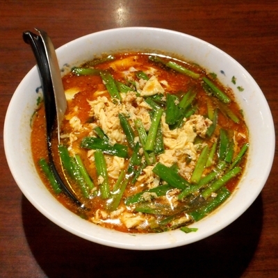 「ニラたんたんめん（塩 中辛 690円）＋半ライス（50円）」@ニューたんたんめん 府中店の写真