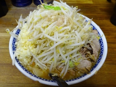 「小ラーメン（730円）＋からいの（50円）ニンニクアブラ」@ラーメン二郎 新小金井街道店の写真