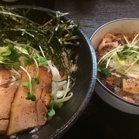 濃厚油そば+肉ごはん