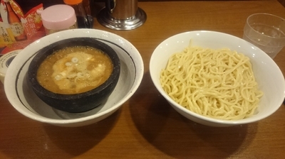 「石焼つけ麺特盛り（790円+200円）」@ら～めん のとやま 長後本店の写真