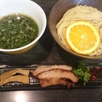 夜鳴きつけそば  850円