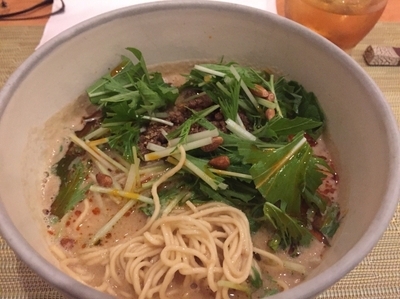 「担々麺1240円」@ENGINEの写真