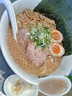 「魚介とんこつ（￥800)」@さんじの写真