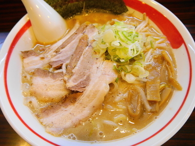 「味噌ラーメン 太麺＋大盛」@ラーメン長山の写真