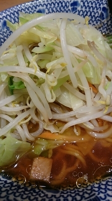 「とんさいラーメン７３０円」@麺処直久 新橋店の写真