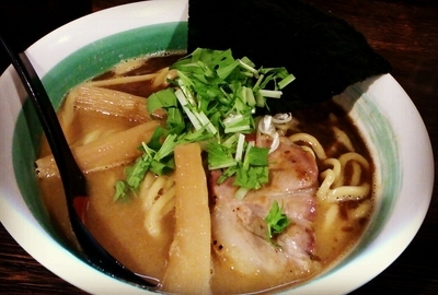 「らぁめん」@自家製麺 麺屋 利八の写真