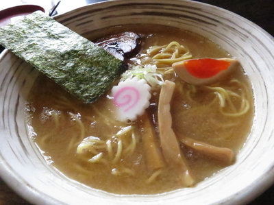 「つきまるら～めん670円」@ラーメン厨房つきまるの写真
