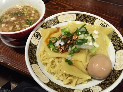 「煮干しつけ麺 300g+玉子【970円】」@ラーメン凪 豚王 渋谷店の写真