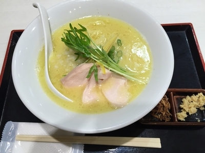 「鶏白湯SOBA￥８８０」@銀座 篝 ラゾーナ川崎プラザ店の写真