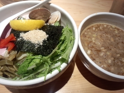 「鶏と蛤の濃厚つけ麺」@Ginza Noodles むぎとオリーブの写真