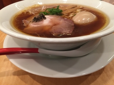 「醤油らーめん」@Japanese Soba Noodles 蔦の写真
