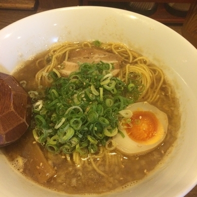 「醤油ラーメン」@カレーラーメンの店 華麺の写真