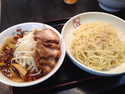 「つけ麺（大盛）」@喜多方ラーメン坂内 笹塚店の写真